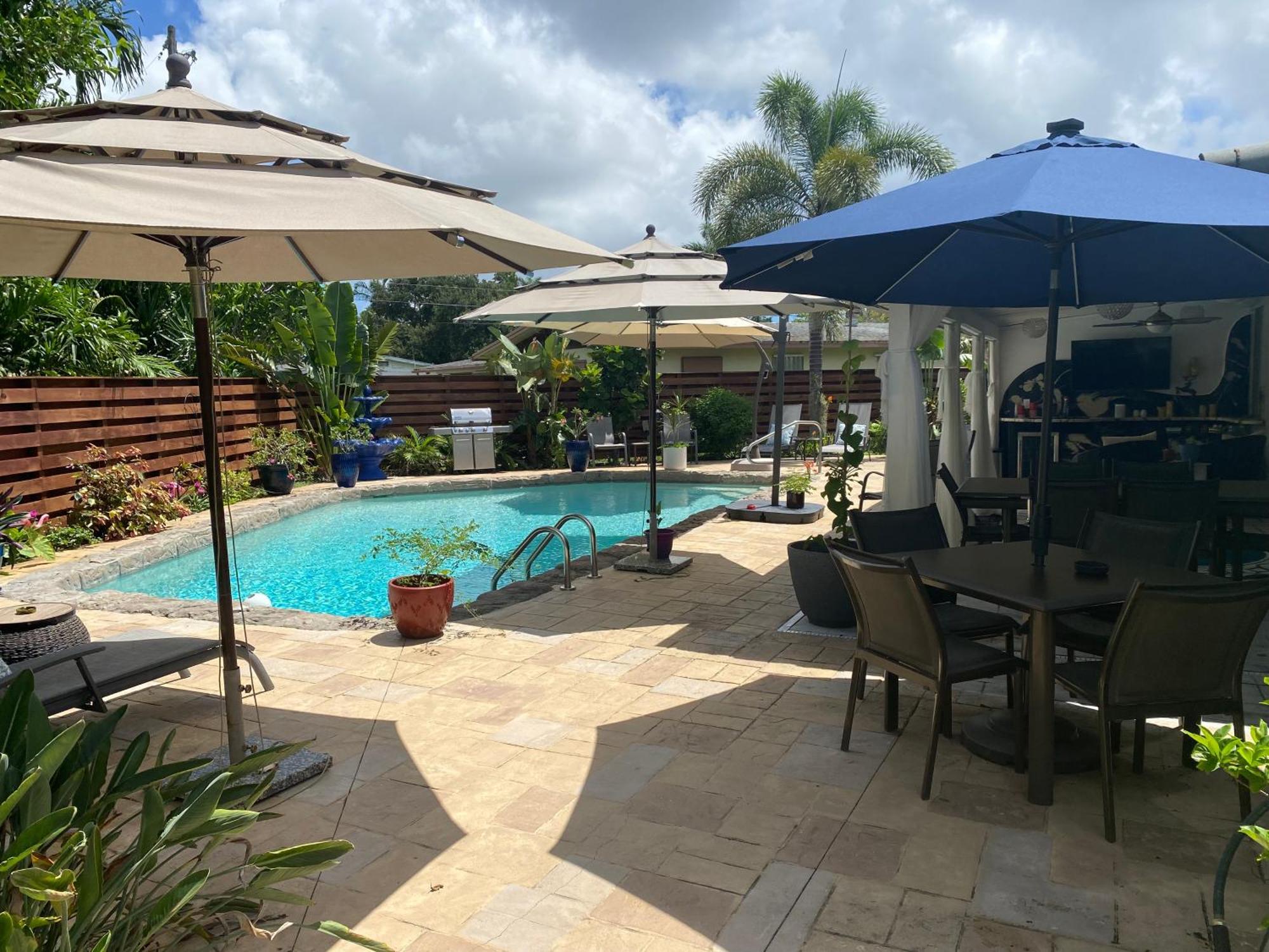 Wilton Manors A Mens Oasis Bed & Breakfast エクステリア 写真