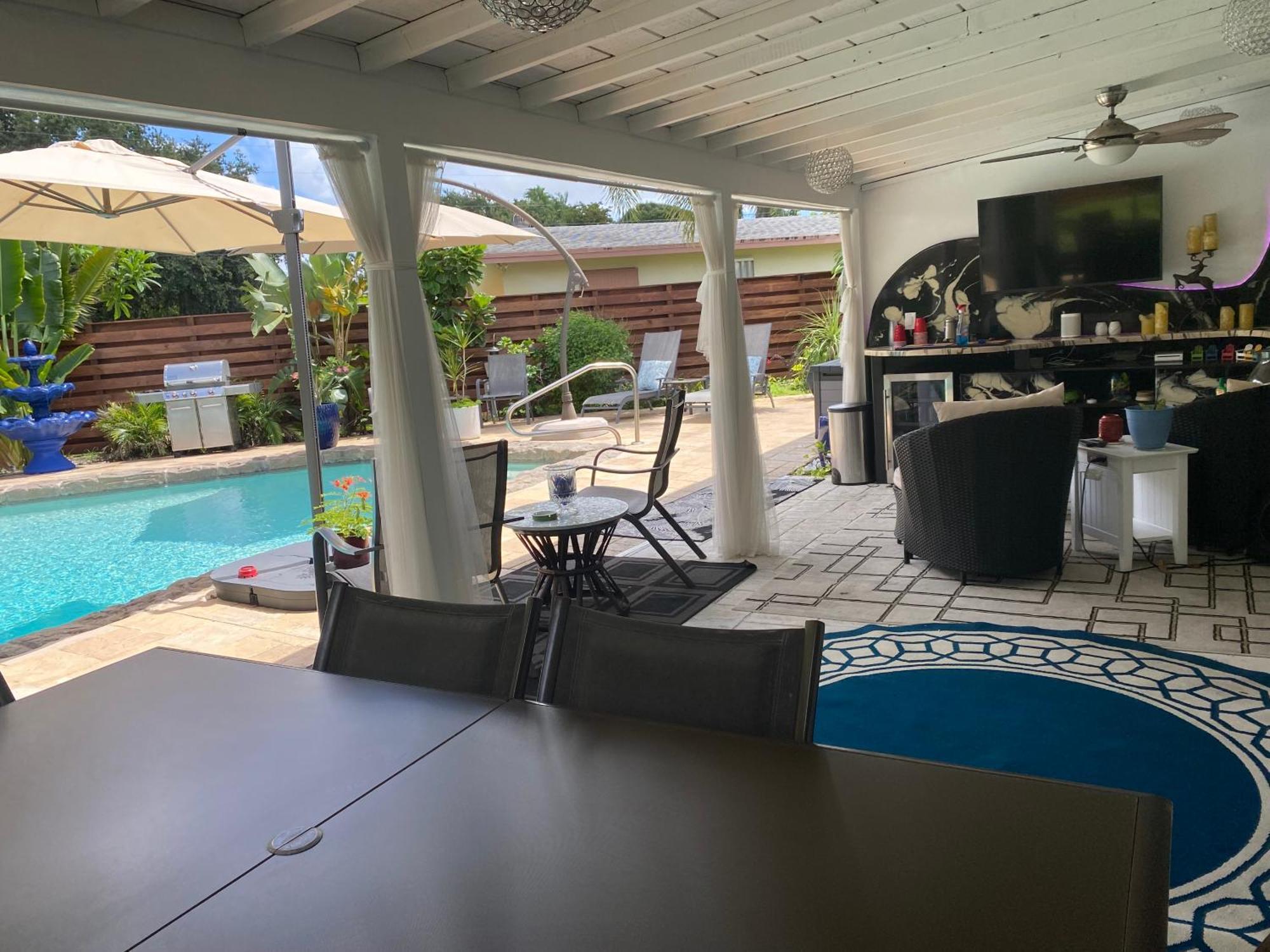 Wilton Manors A Mens Oasis Bed & Breakfast エクステリア 写真